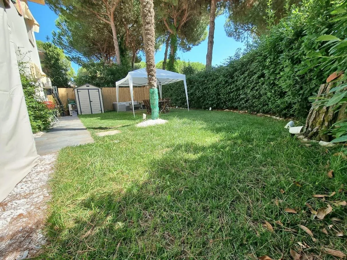 B&B Da Giuliano Milano Marittima 0*,